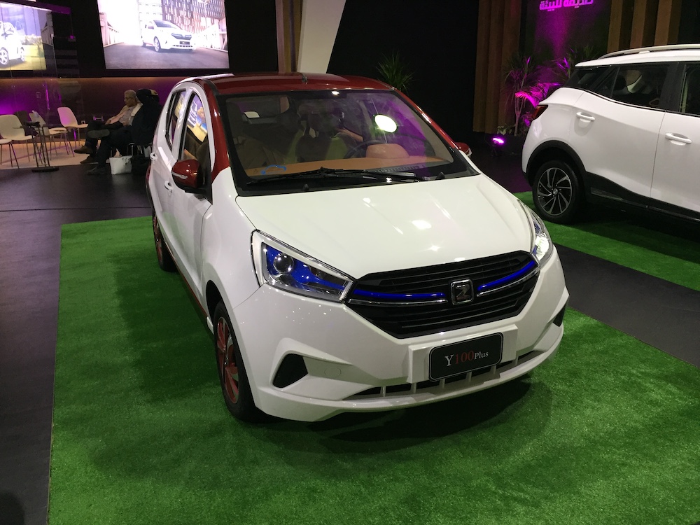 مواصفات وأسعار طرازات زوتي الكهربائية Y100 و E200 EV و T300 EV في مصر